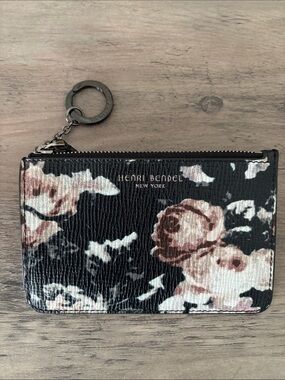 Henri Bendel Floral Zip Card Case With Keyring